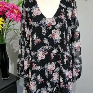 Cotton Candy Dress Size SMALL black Floral Split Long Sleeves open back